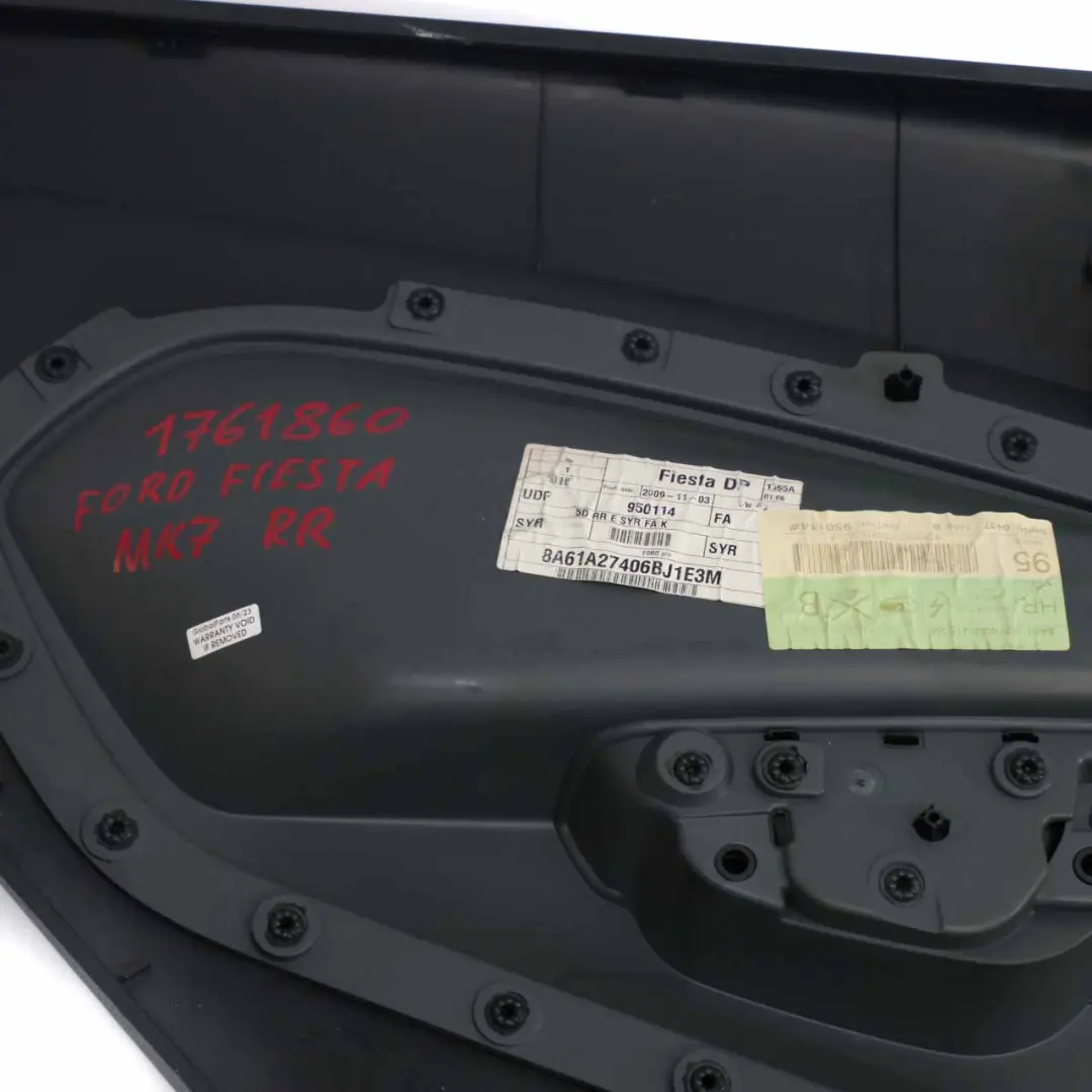 Tarjeta de puerta trasera derecha Cubierta del panel de Negro para Ford Fiesta con número de pieza 1761860 Ford Fiesta Tarjeta de puerta trasera derecha Cubierta del panel de Negro - SKU 1761860 - Número de pieza 1761860