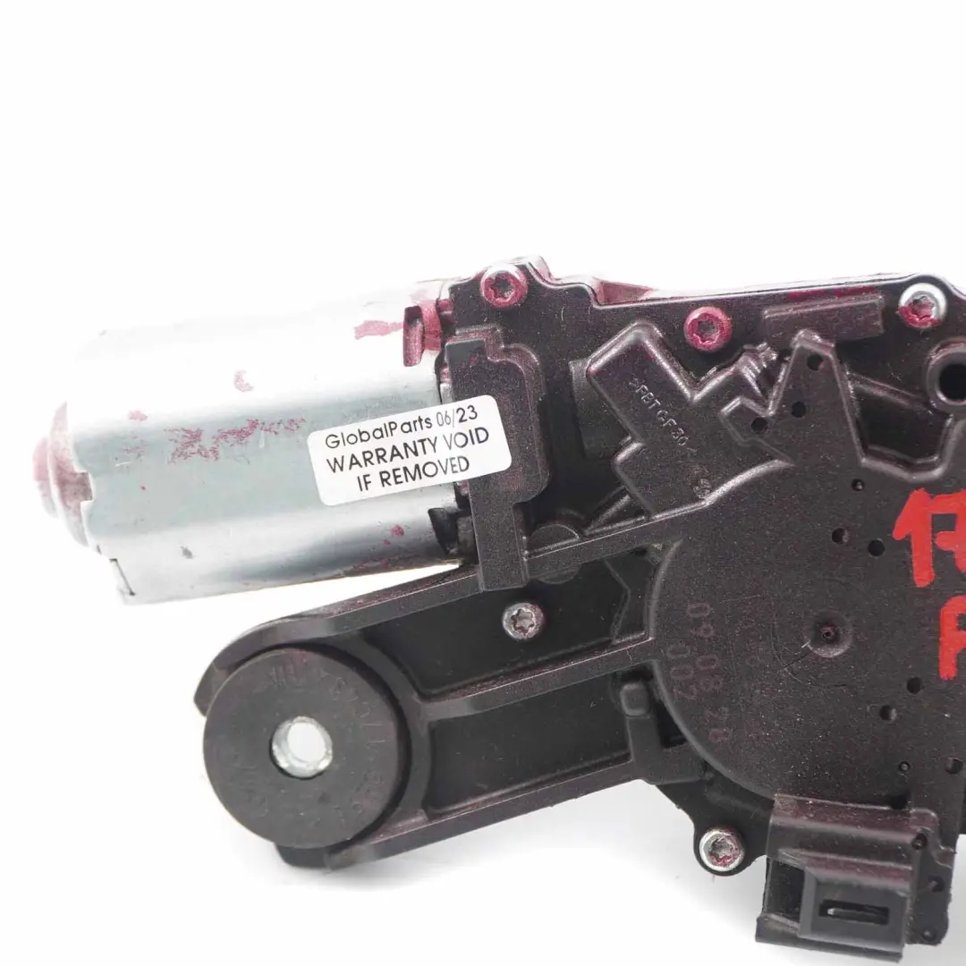 Wiper Motor Rear Window Tailgate Actuator Unit to Ford Fiesta MK7 with Part number 1774291 Ford Fiesta MK7 Wiper Motor Rear Window Tailgate Actuator Unit - SKU 1774291 - Part number 1774291