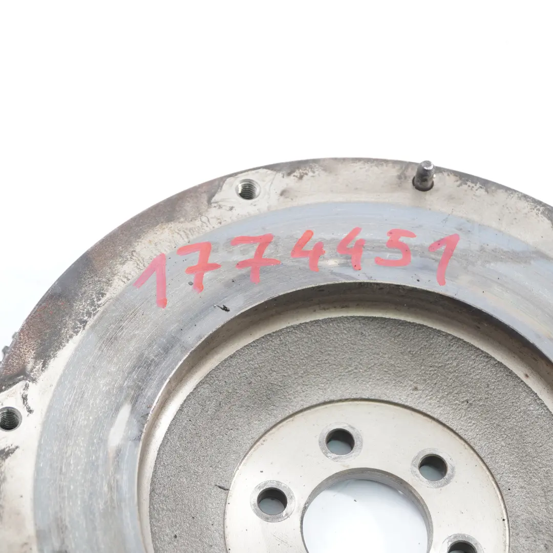 Flywheel Ring Manual Gearbox Flywheel to Ford Fiesta MK7 1.6 TDCI with Part number 1774451 Ford Fiesta MK7 1.6 TDCI Flywheel Ring Manual Gearbox Flywheel - SKU 1774451 - Part number 1774451