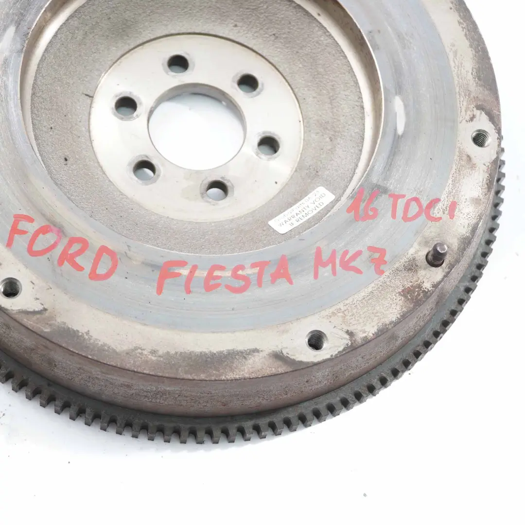 Anillo Caja de Cambios Manual para Ford Fiesta MK7 1.6 TDCI Volante con número de pieza 1774451 Ford Fiesta MK7 1.6 TDCI Volante Anillo Caja de Cambios Manual - SKU 1774451 - Número de pieza 1774451