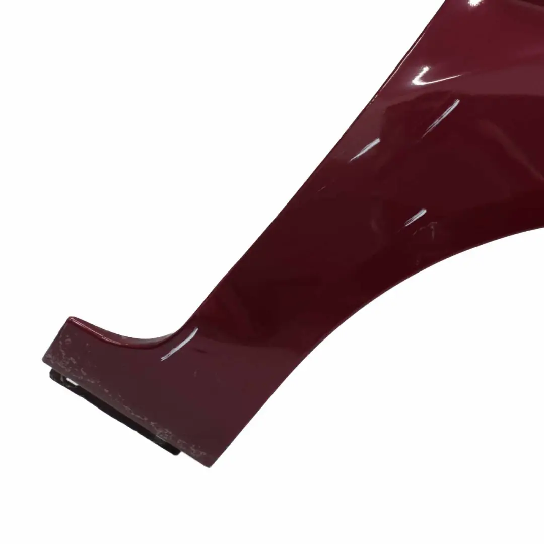 Pannello laterale anteriore destro parafango Hot Magenta M9 per Ford Fiesta Mk7 con numero di parte 1777180 Ford Fiesta Mk7 Pannello laterale anteriore destro parafango Hot Magenta M9 - SKU 1777180-HMA - Numero di parte 1777180