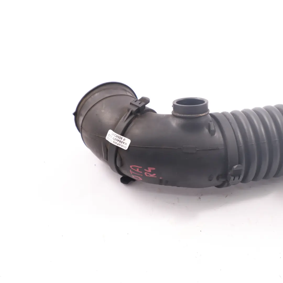 Tuyau d'admission d'air Tuyau de charge Tuyau Diesel pour Toyota RAV4 à propos du numéro de pièce 17880-27060 Toyota RAV4 Tuyau d'admission d'air Tuyau de charge Tuyau Diesel - SKU 17880-27060 - Numéro de pièce 17880-27060