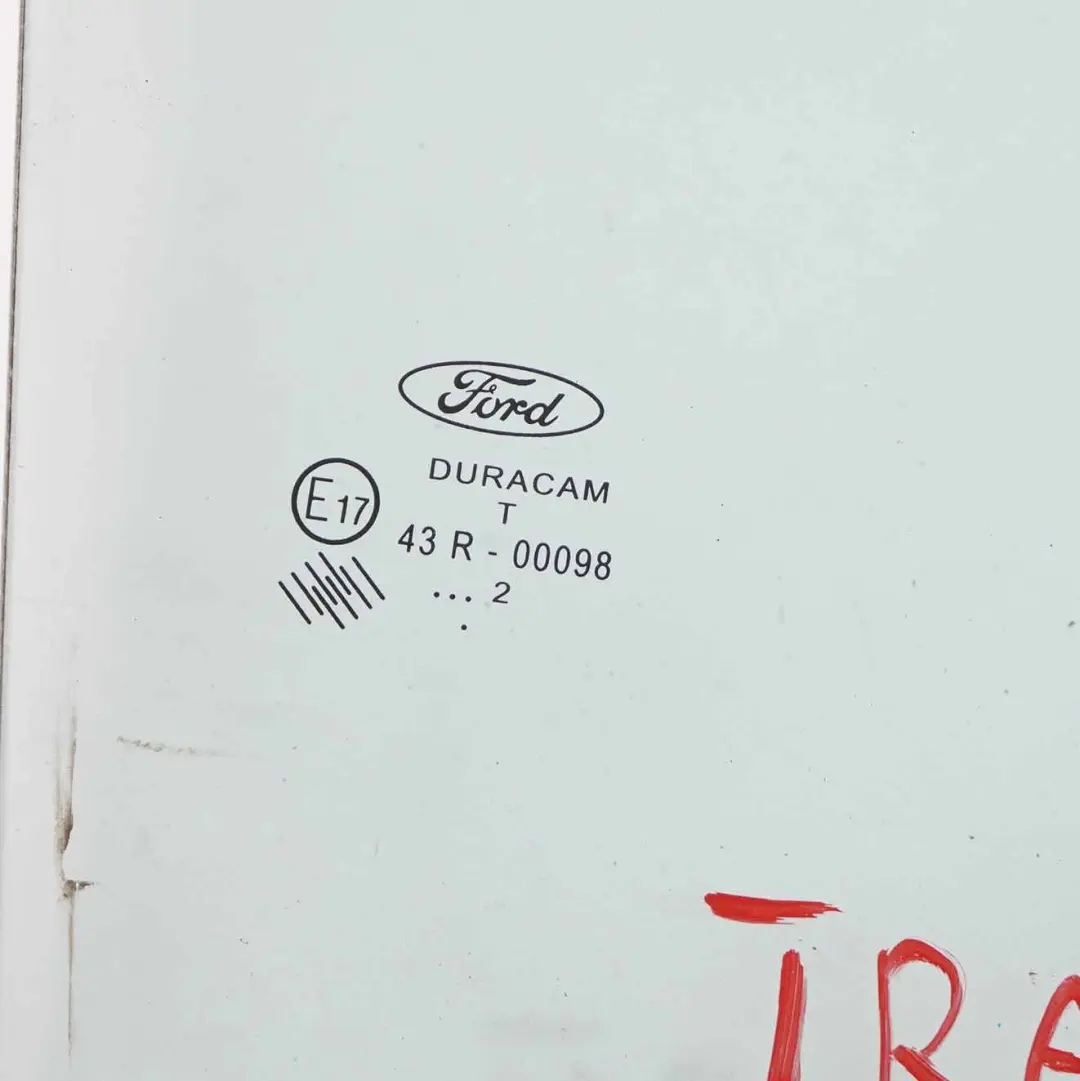 Szyba Drzwi Prawy Przód do Ford Transit o numerze 1801560 Ford Transit Szyba Drzwi Prawy Przód - SKU 1801560 - Numer Części 1801560