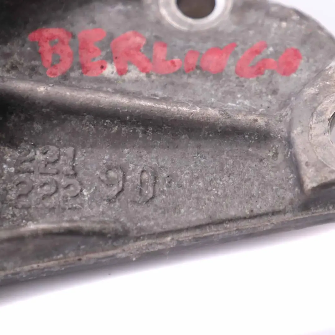 Citroen Berlingo Łapa Wspornik Silnika Lewy do o numerze 1807Z1 Citroen Berlingo Łapa Wspornik Silnika Lewy - SKU 1807Z1 - Numer Części 1807Z1