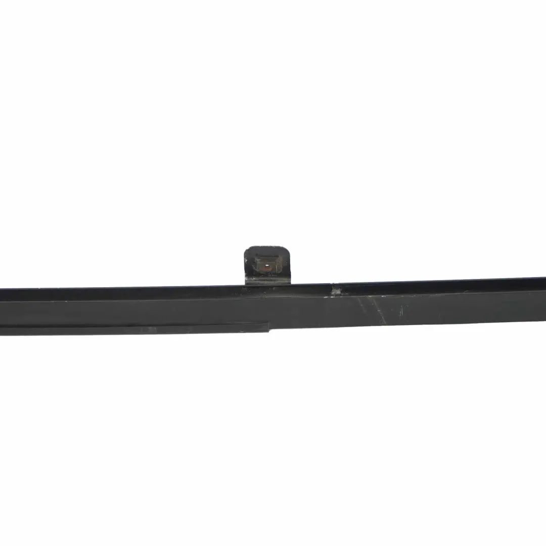 Ford Transit guidage fenêtre Joint d'étanchéité porte avant gauche Joint - SKU 1826300 - Numéro de pièce 1826300