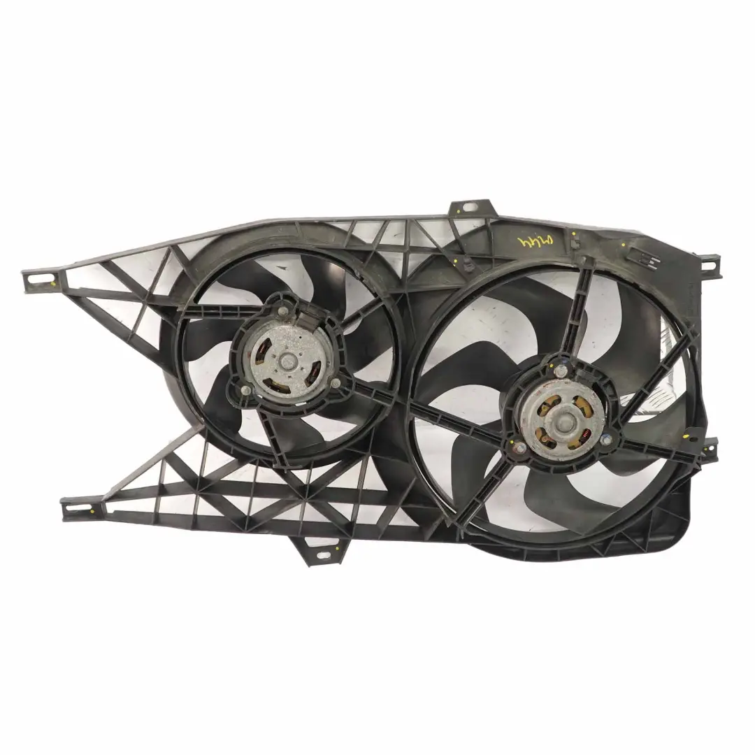 Renault Trafic II Cooling Radiator Diesel Engine Radiator Fan Shroud - SKU 1831484016 - Part number 1831484016