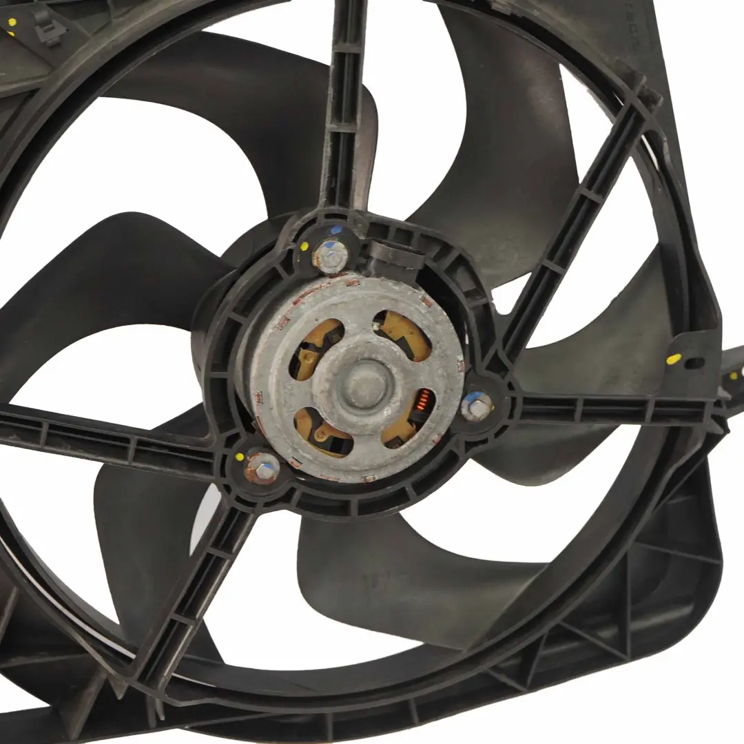 Renault Trafic II Kühlung Kühler Diesel Heizkörper Lüfterhaube - SKU 1831484016 - Teilenummer 1831484016