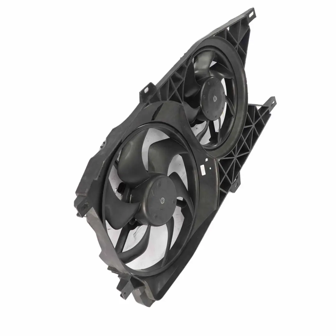 Renault Trafic II Kühlung Kühler Diesel Heizkörper Lüfterhaube - SKU 1831484016 - Teilenummer 1831484016