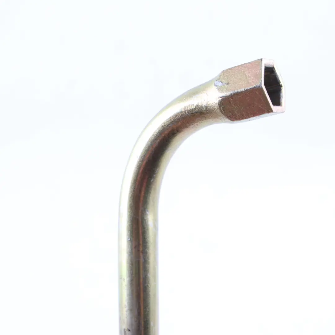 Chiave Per Ruote VW Volkswagen Golf 3 4 Tool Dado Ruota Brace per con numero di parte 191012219 Chiave Per Ruote VW Volkswagen Golf 3 4 Tool Dado Ruota Brace - SKU 191012219 - Numero di parte 191012219