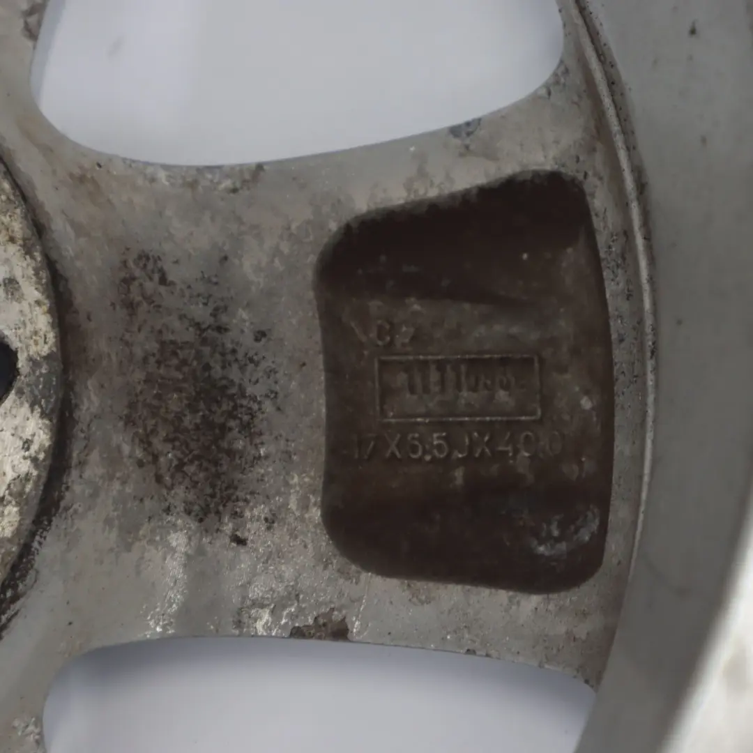 Srebrna Felga Aluminiowa 17" 6,5J ET:40 do Dodge Journey 1 o numerze 1EK85TRM Dodge Journey 1 Srebrna Felga Aluminiowa 17" 6,5J ET:40 - SKU 1EK85TRM-1 - Numer Części 1EK85TRM