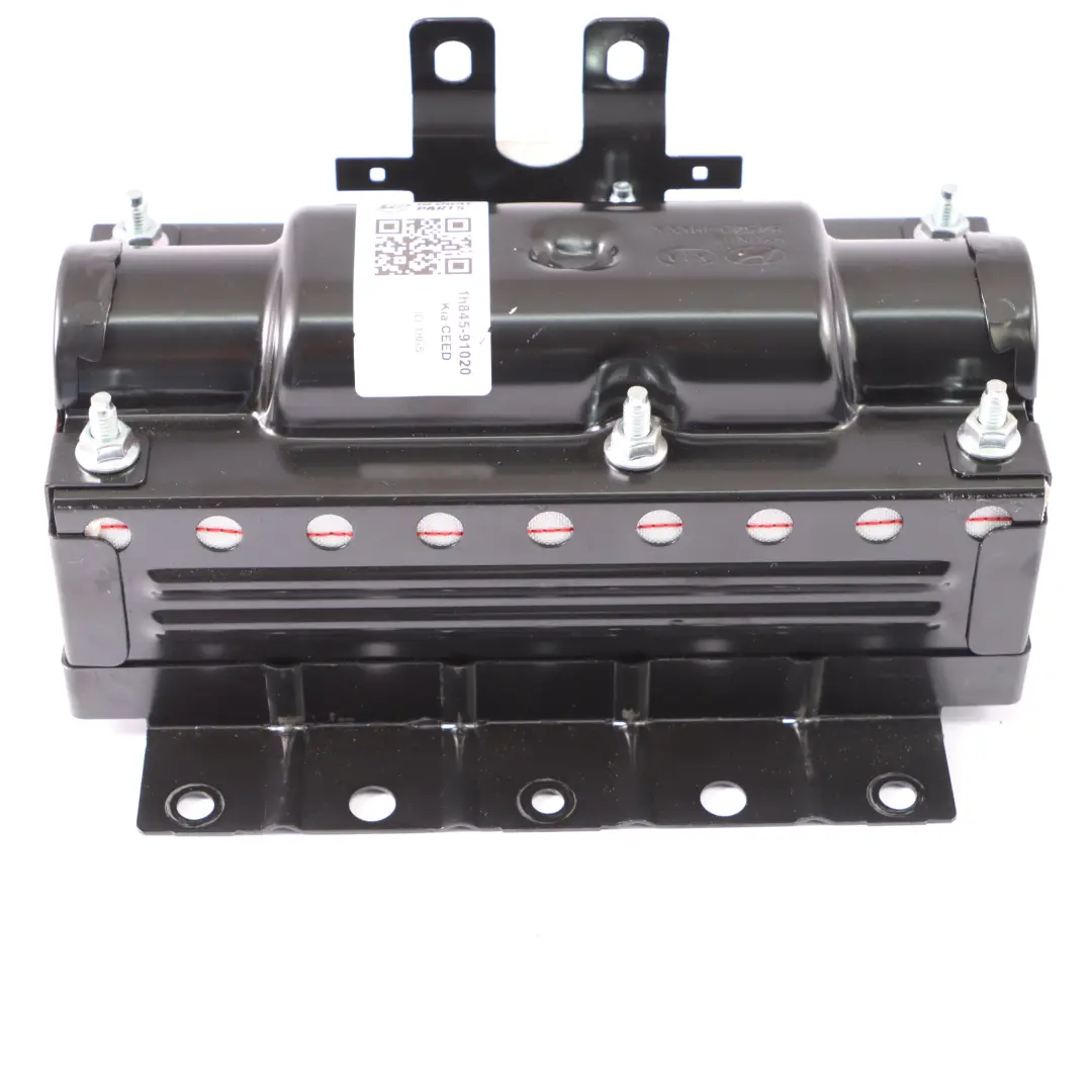 Tableau bord avant Module d'air côté passager pour Kia Ceed I ED 1.6 CRDI à propos du numéro de pièce 1H845-91020 Kia Ceed I ED 1.6 CRDI Tableau bord avant Module d'air côté passager - SKU 1H845-91020 - Numéro de pièce 1H845-91020