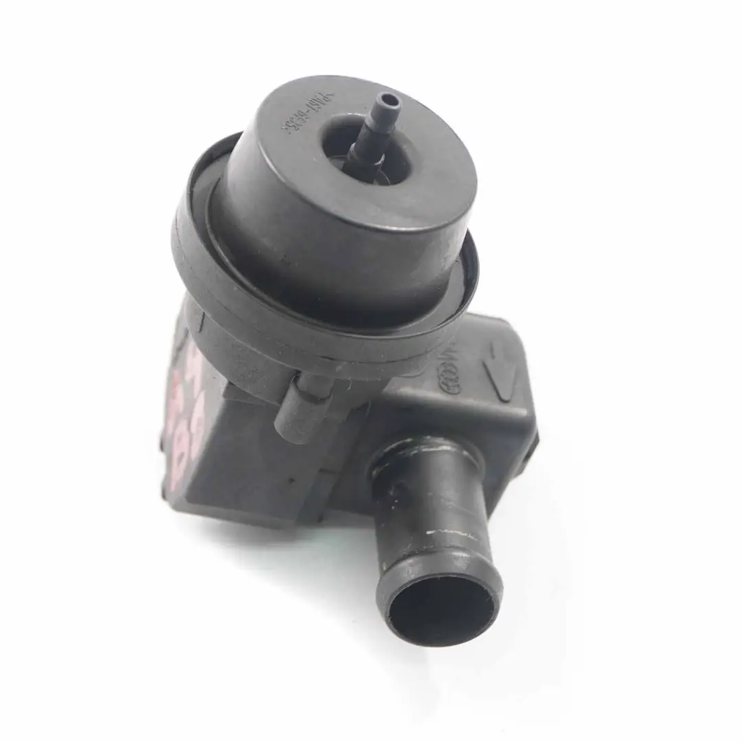 Zawór Podciśnienia Wody do Audi A4 B8 o numerze 1J0819809 Audi A4 B8 Zawór Podciśnienia Wody - SKU 1J0819809 - Numer Części 1J0819809