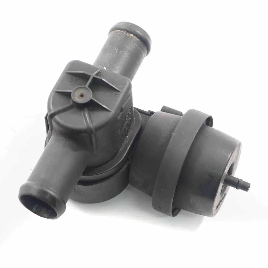 Audi A4 B8 riscaldatore nucleo acqua refrigerante unità valvola - SKU 1J0819809 - Numero di parte 1J0819809