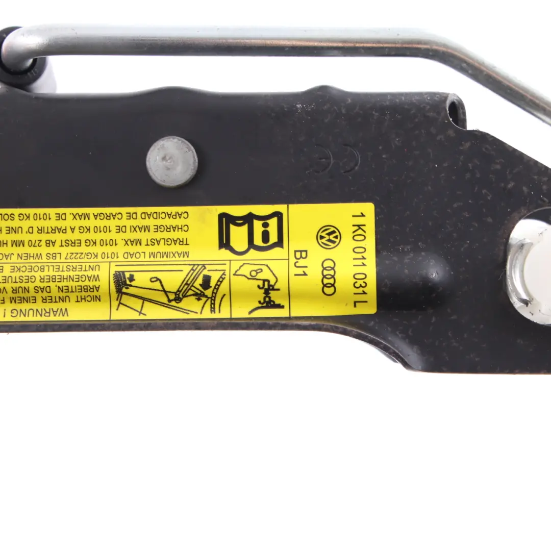 Ersatzradhalterung Hebebock Werkzeugsatz 8P0012109E für Audi A3 8P mit Teilenummer 1K0012115F Audi A3 8P Ersatzradhalterung Hebebock Werkzeugsatz 8P0012109E - SKU 1K0012115F - Teilenummer 1K0012115F