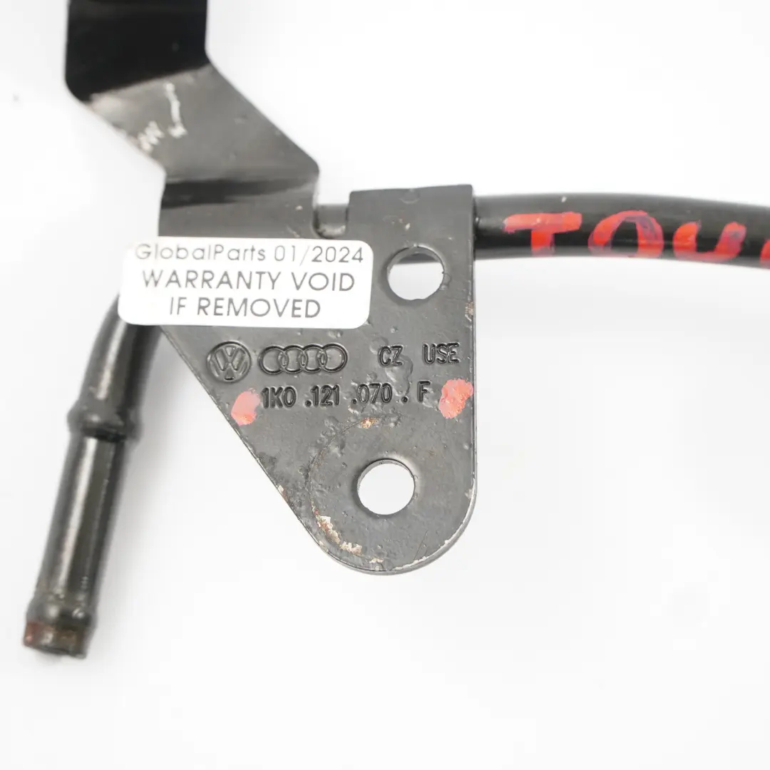 BKD Tuyau d'eau Tuyau de refroidissement pour VW Volkswagen Touran 2.0 TDI à propos du numéro de pièce 1K0121070F VW Volkswagen Touran 2.0 TDI BKD Tuyau d'eau Tuyau de refroidissement - SKU 1K0121070F - Numéro de pièce 1K0121070F