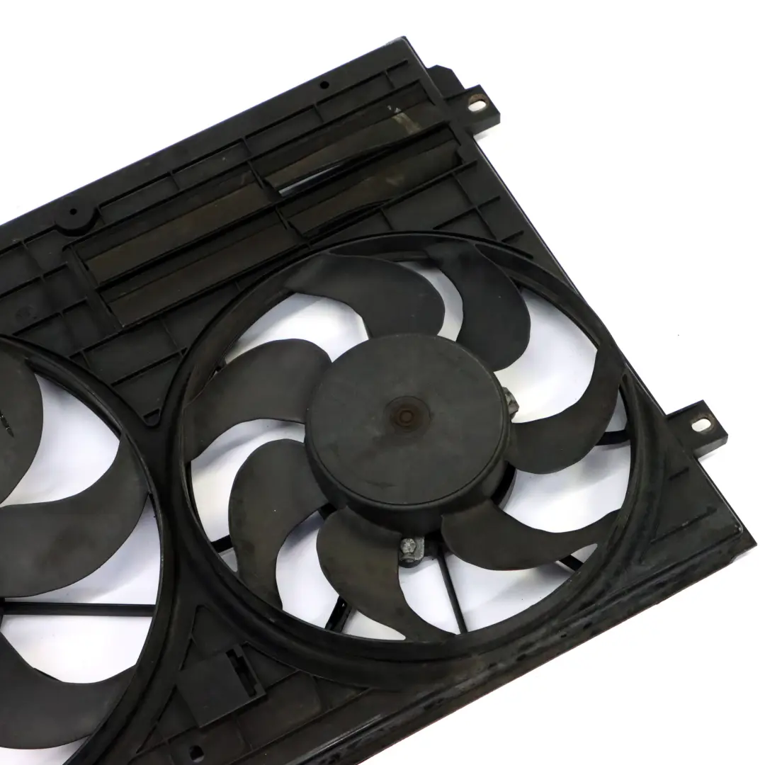 Volkswagen VW Golf Mk5 V Moteur Refroidissement Radiateur Ventilateur - SKU 1K0121223 - Numéro de pièce 1K0121223