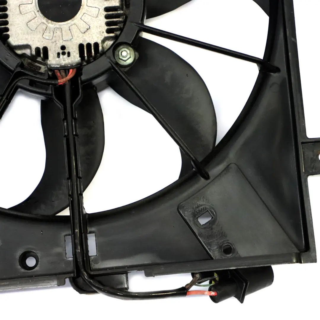 Volkswagen VW Golf 5 Motor Refrigeración Refrigerante Radiador - SKU 1K0121223 - Número de pieza 1K0121223