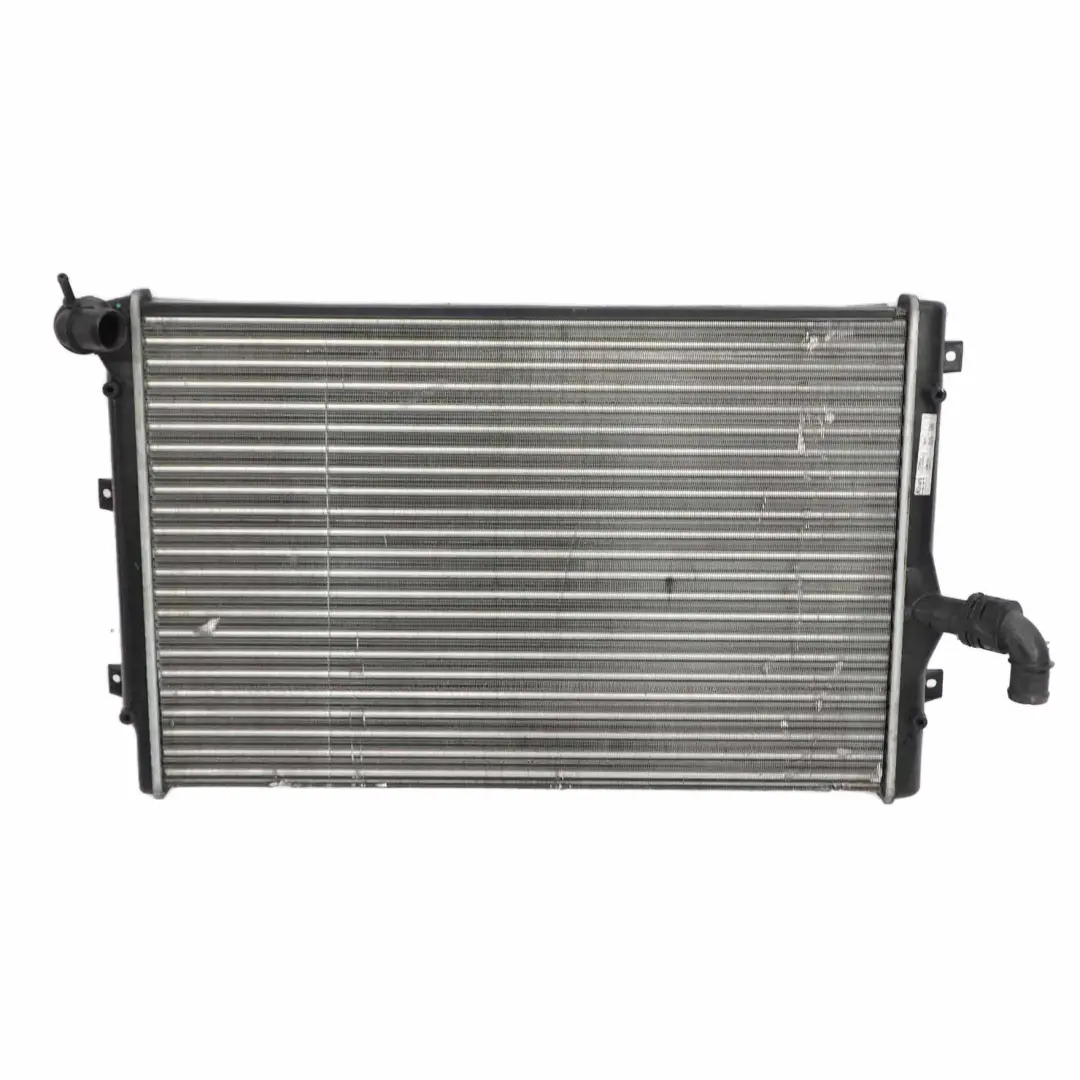 Audi A3 8P Radiatore del liquido di raffreddamento Radiatore Nissens 65281A - SKU 1K0121251N - Numero di parte 1K0121251N