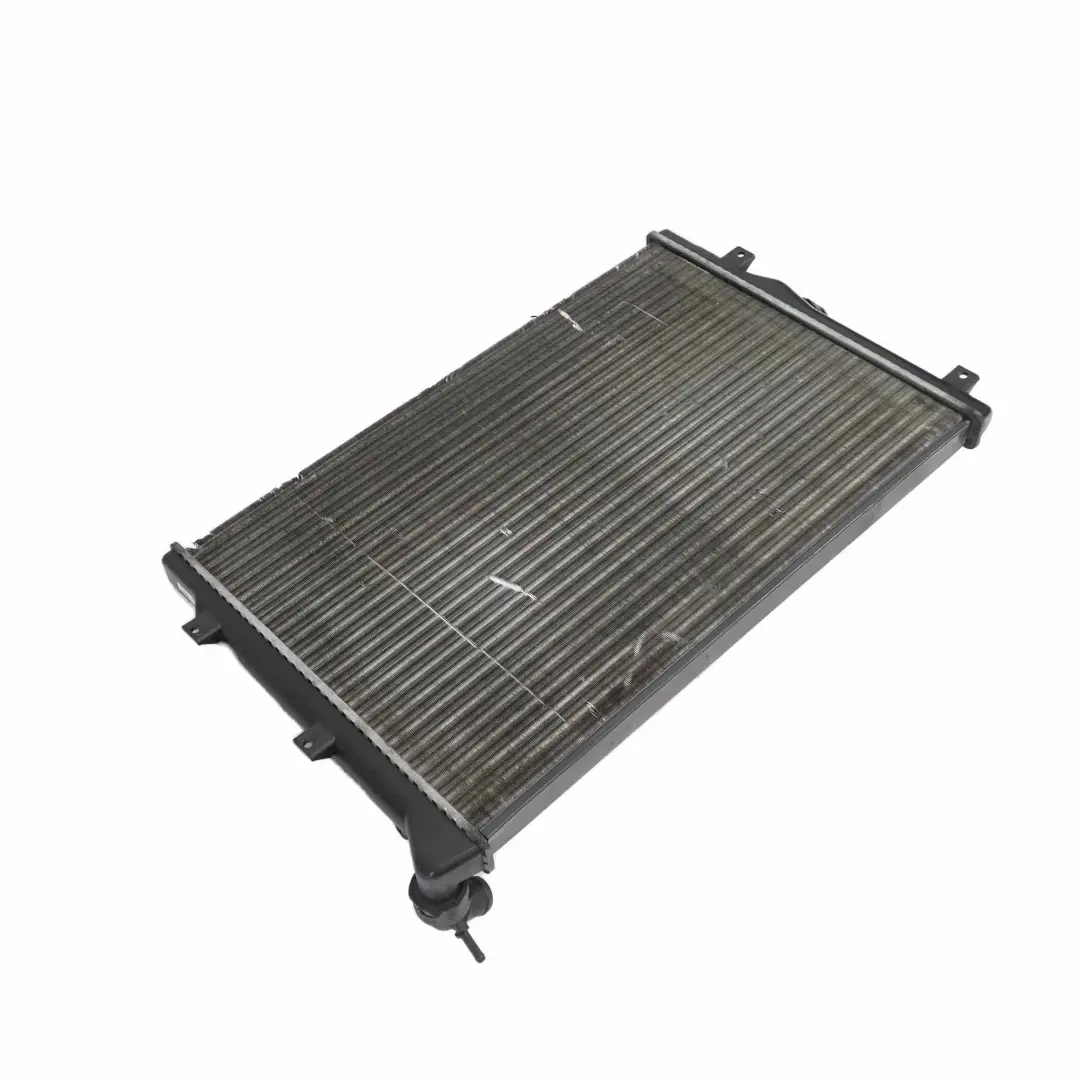 Audi A3 8P Radiatore del liquido di raffreddamento Radiatore Nissens 65281A - SKU 1K0121251N - Numero di parte 1K0121251N