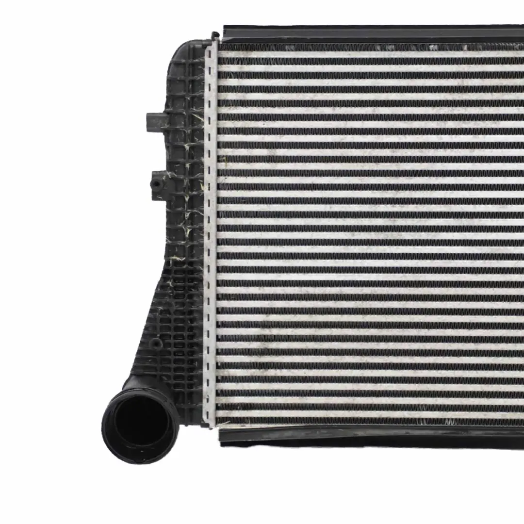 Refroidisseur d'air de charge Radiateur pour VW Golf 5 Intercooler à propos du numéro de pièce 1K0121345N VW Golf 5 Intercooler Refroidisseur d'air de charge Radiateur - SKU 1K0121345N - Numéro de pièce 1K0121345N