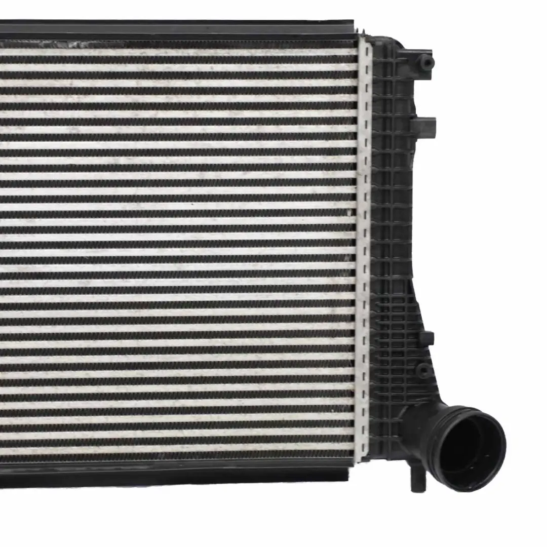 Raffreddatore aria di carica Radiatore per Volkswagen Golf 5 Intercooler con numero di parte 1K0121345N Volkswagen Golf 5 Intercooler Raffreddatore aria di carica Radiatore - SKU 1K0121345N - Numero di parte 1K0121345N