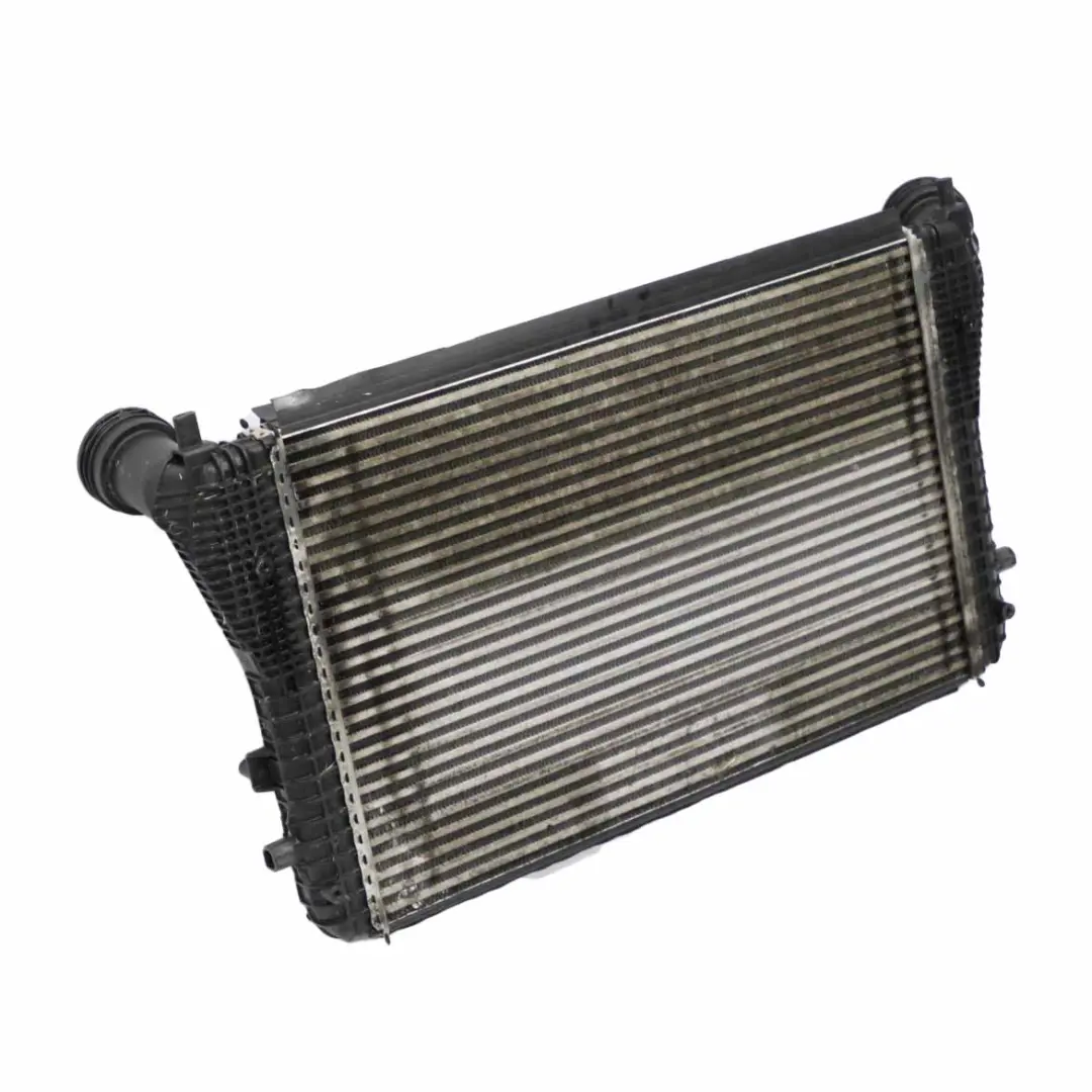 Refroidisseur d'air de charge Radiateur pour VW Golf 5 Intercooler à propos du numéro de pièce 1K0121345N VW Golf 5 Intercooler Refroidisseur d'air de charge Radiateur - SKU 1K0121345N - Numéro de pièce 1K0121345N