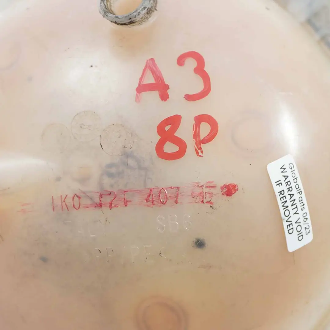 Réservoir d'expansion de liquide de refroidissement Audi A3 8P - SKU 1K0121407A - Numéro de pièce 1K0121407A