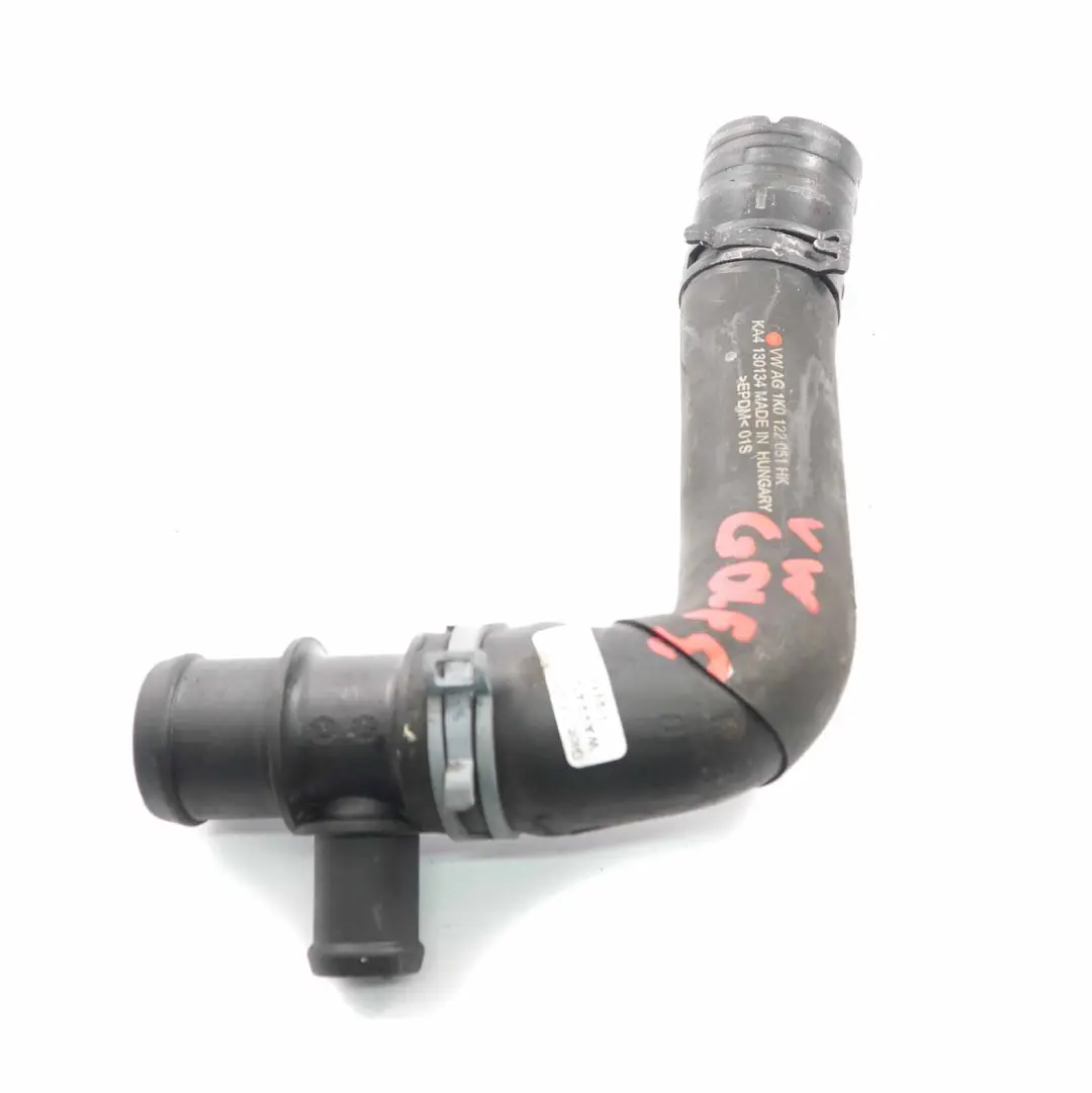 Manguera agua Tubería refrigerante para Volkswagen Golf 5 6 1.6 2.0 TDI con número de pieza 1K0122051HK Volkswagen Golf 5 6 1.6 2.0 TDI Manguera agua Tubería refrigerante - SKU 1K0122051HK - Número de pieza 1K0122051HK