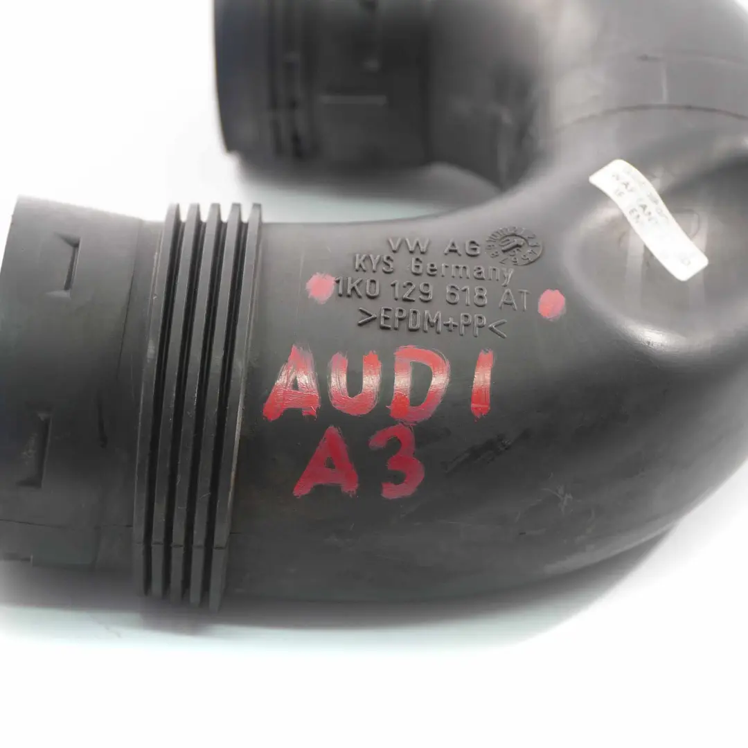Audi A3 8P 1.9 2.0 TDI Diesel Tuyau d'admission d'air Tuyau - SKU 1K0129618AT - Numéro de pièce 1K0129618AT