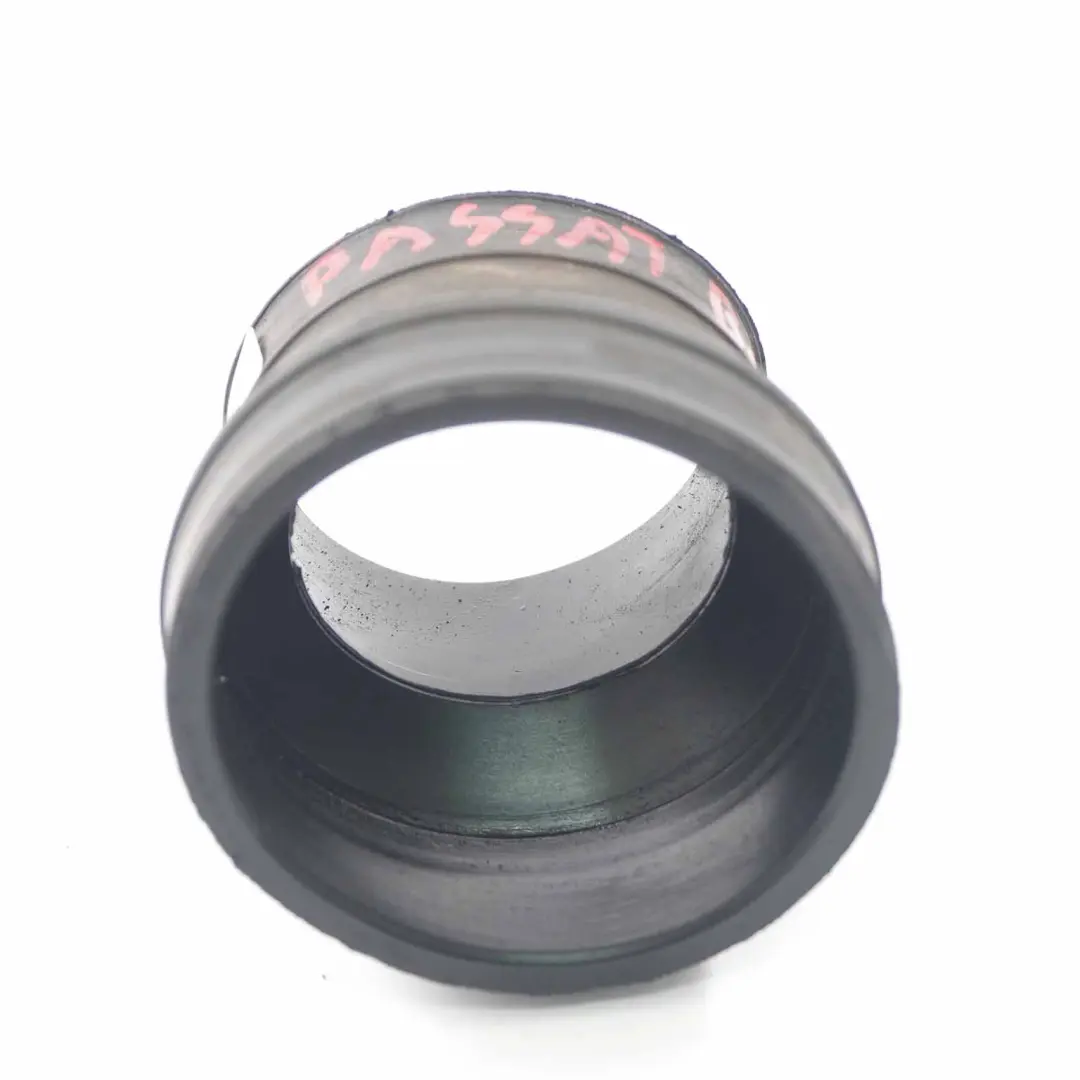 Connecteur tuyau d'admission d'air pour Volkswagen VW Golf V TDI Diesel à propos du numéro de pièce 1K0129627B Volkswagen VW Golf V TDI Diesel Connecteur tuyau d'admission d'air - SKU 1K0129627B - Numéro de pièce 1K0129627B