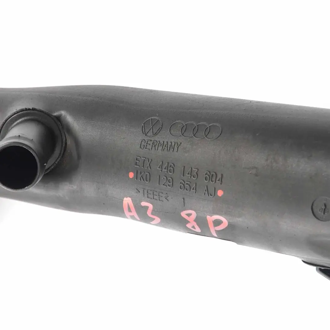 Tubo di carica Tubo intercooler Tubo aspirazione aria per Audi A3 8P TDI con numero di parte 1K0129654AJ Audi A3 8P TDI Tubo di carica Tubo intercooler Tubo aspirazione aria - SKU 1K0129654AJ - Numero di parte 1K0129654AJ