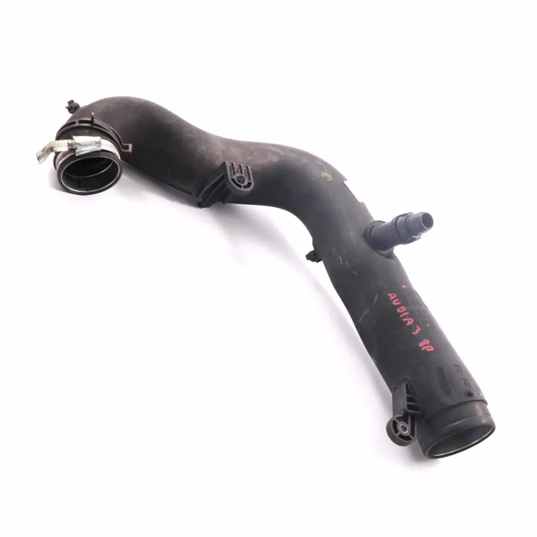 Audi A4 B7 2.0 TDI Tuyau d'admission d'air l'intercooler du turbo - SKU 1K0129654K - Numéro de pièce 1K0129654K