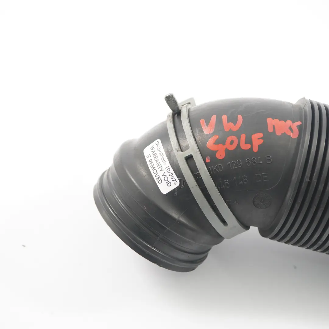 Tuyau d'admission d'air pour VW Volkswagen Golf 5 1.9 TDI à propos du numéro de pièce 1K0129684B VW Volkswagen Golf 5 1.9 TDI Tuyau d'admission d'air - SKU 1K0129684B - Numéro de pièce 1K0129684B
