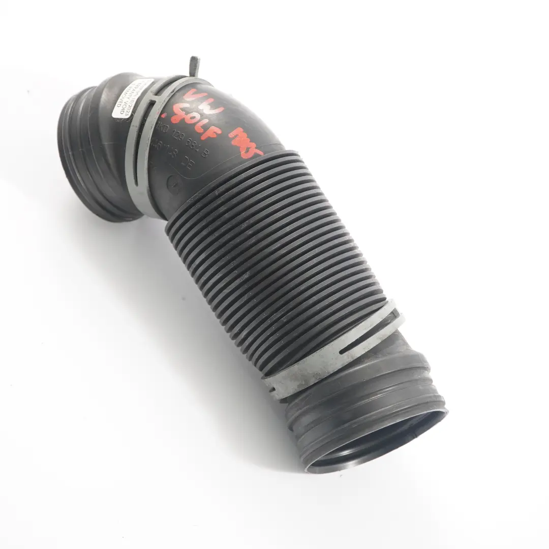 Przewód Dolot Rura Powietrza do VW Volkswagen Golf 5 1.9 TDI o numerze 1K0129684B VW Volkswagen Golf 5 1.9 TDI Przewód Dolot Rura Powietrza - SKU 1K0129684B - Numer Części 1K0129684B