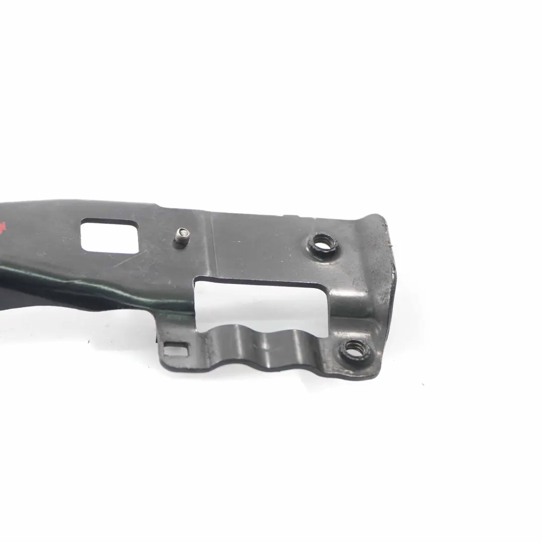 DPF Differenzdruck sensor halterung für VW Volkswagen Golf 5 mit Teilenummer 1K0131506 VW Volkswagen Golf 5 DPF Differenzdruck sensor halterung - SKU 1K0131506 - Teilenummer 1K0131506