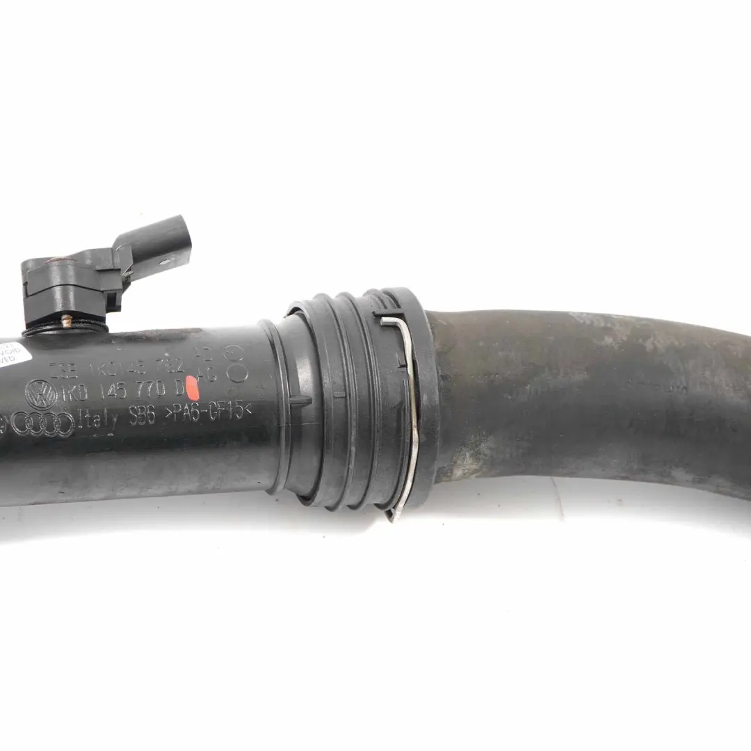 Tuyau d'admission d'air Audi A3 8P Passat B6 2.0 TDI Turbo Hose pour à propos du numéro de pièce 1K0145770D Tuyau d'admission d'air Audi A3 8P Passat B6 2.0 TDI Turbo Hose - SKU 1K0145770D - Numéro de pièce 1K0145770D