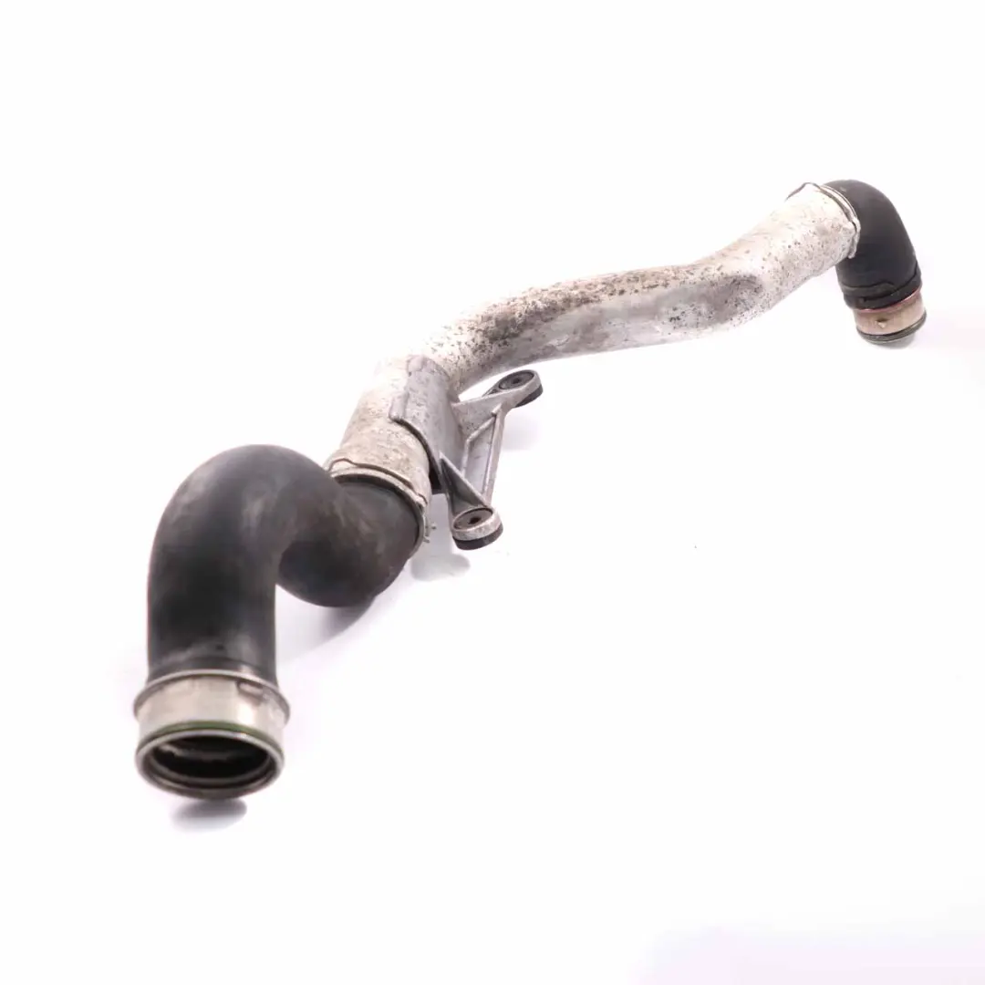 Tuyau d'admission Conduite de l'échangeur d'air pour Audi A4 2.0 TDI à propos du numéro de pièce 1K0145832E Audi A4 2.0 TDI Tuyau d'admission Conduite de l'échangeur d'air - SKU 1K0145832E - Numéro de pièce 1K0145832E