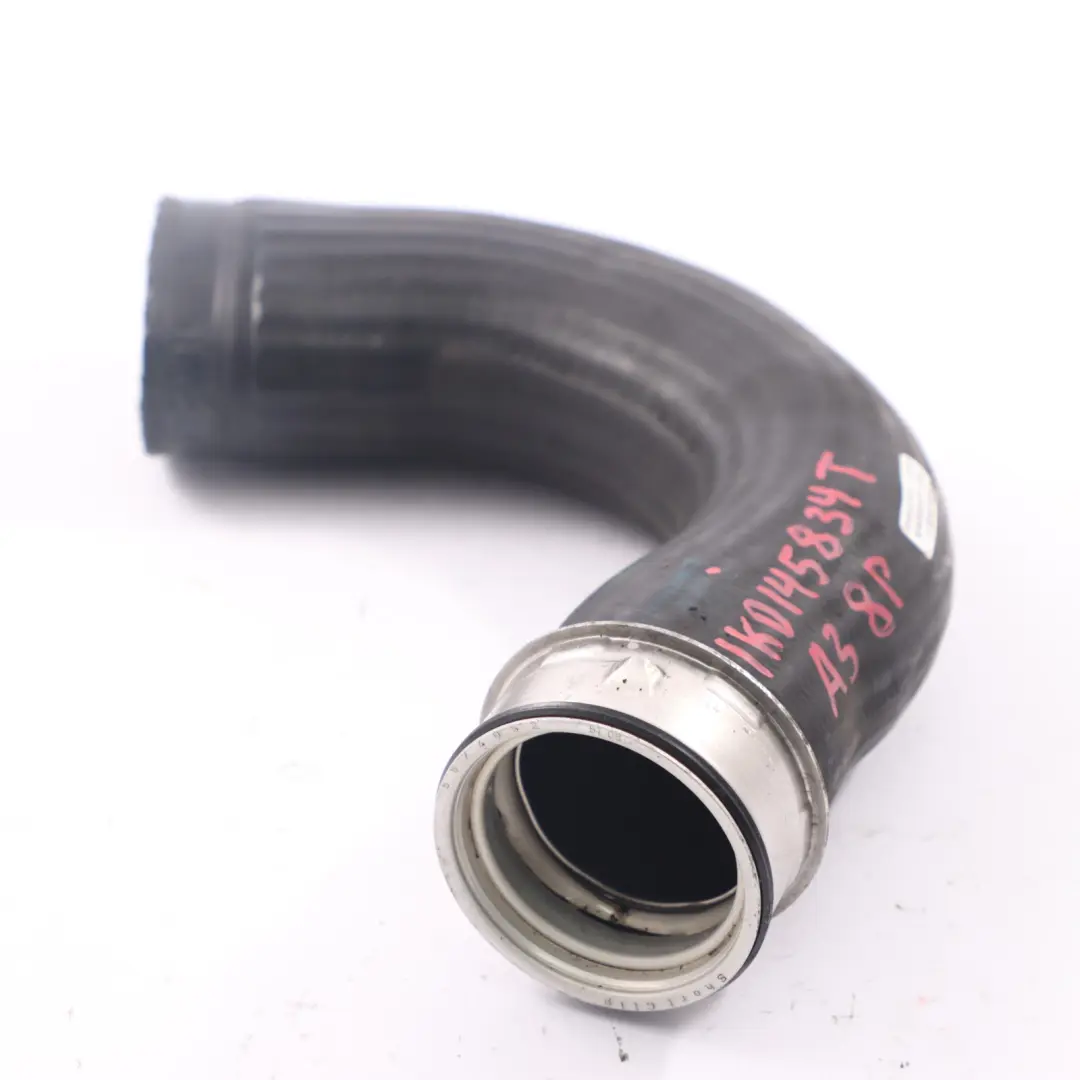Tubo di carica Tubo intercooler Tubo aspirazione aria per Audi A3 8P TDI con numero di parte 1K0145834T Audi A3 8P TDI Tubo di carica Tubo intercooler Tubo aspirazione aria - SKU 1K0145834T - Numero di parte 1K0145834T