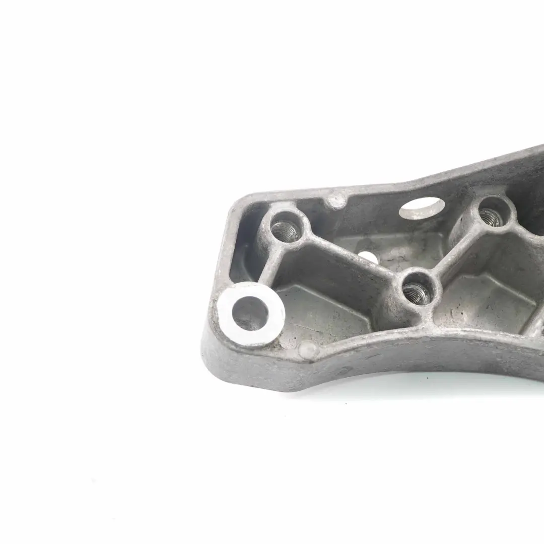 Volkswagen Passat B6 Getriebe halterung Handschaltgetriebe Halterung - SKU 1K0199117 - Teilenummer 1K0199117