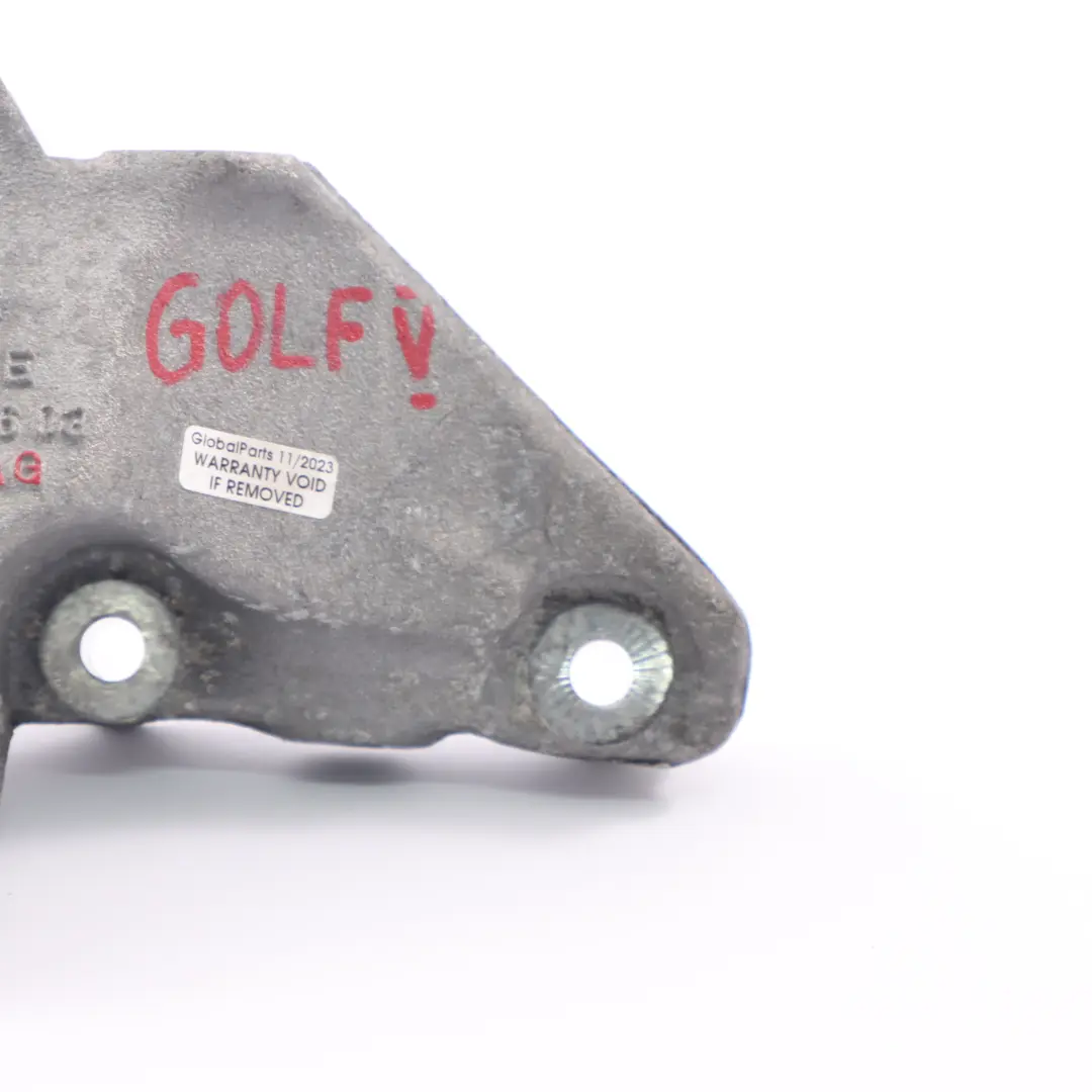 Getriebe Halterung für Volkswagen Golf 5 Audi A3 8P Motor mit Teilenummer 1K0199117AG Volkswagen Golf 5 Audi A3 8P Motor Getriebe Halterung - SKU 1K0199117AG - Teilenummer 1K0199117AG