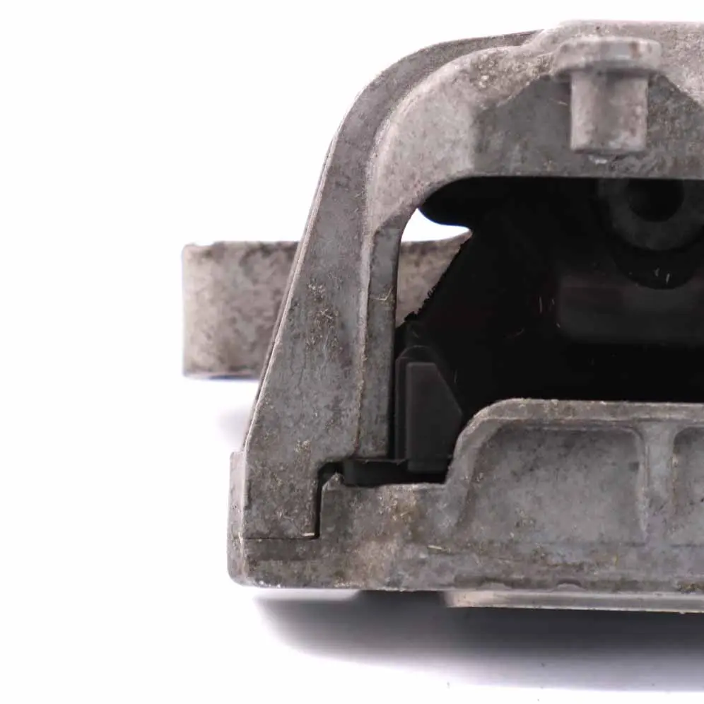 MK5 2.0 TDI Łapa Poduszka Silnika Prawa do Volkswagen Golf o numerze 1K0199262AT Volkswagen Golf MK5 2.0 TDI Łapa Poduszka Silnika Prawa - SKU 1K0199262AT - Numer Części 1K0199262AT