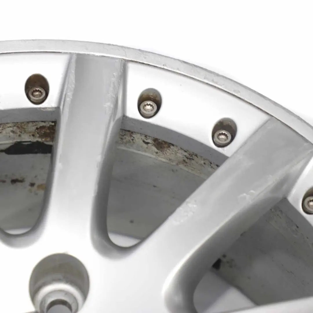 Argento Cerchio in lega 17" ET:54 7J per VW Volkswagen Golf 5 V 6 VI con numero di parte 1K0601025K VW Volkswagen Golf 5 V 6 VI Argento Cerchio in lega 17" ET:54 7J - SKU 1K0601025K-1 - Numero di parte 1K0601025K