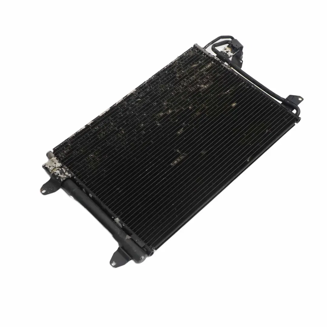 Audi A3 8P Radiateur Refroidisseur d'eau Climatisation A/C Condenseur - SKU 1K0820411G - Numéro de pièce 1K0820411G
