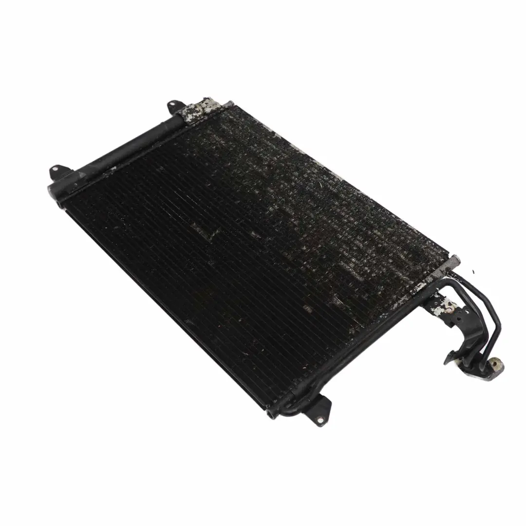Audi A3 8P Radiateur Refroidisseur d'eau Climatisation A/C Condenseur - SKU 1K0820411G - Numéro de pièce 1K0820411G