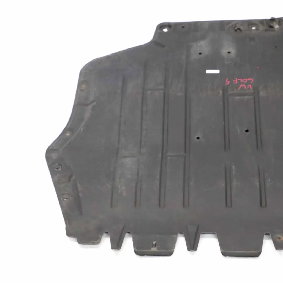 VW Volkswagen Golf 5 Panneau sous le plancher Couvre-plateau moteur - SKU 1K0825237AG - Numéro de pièce 1K0825237AG