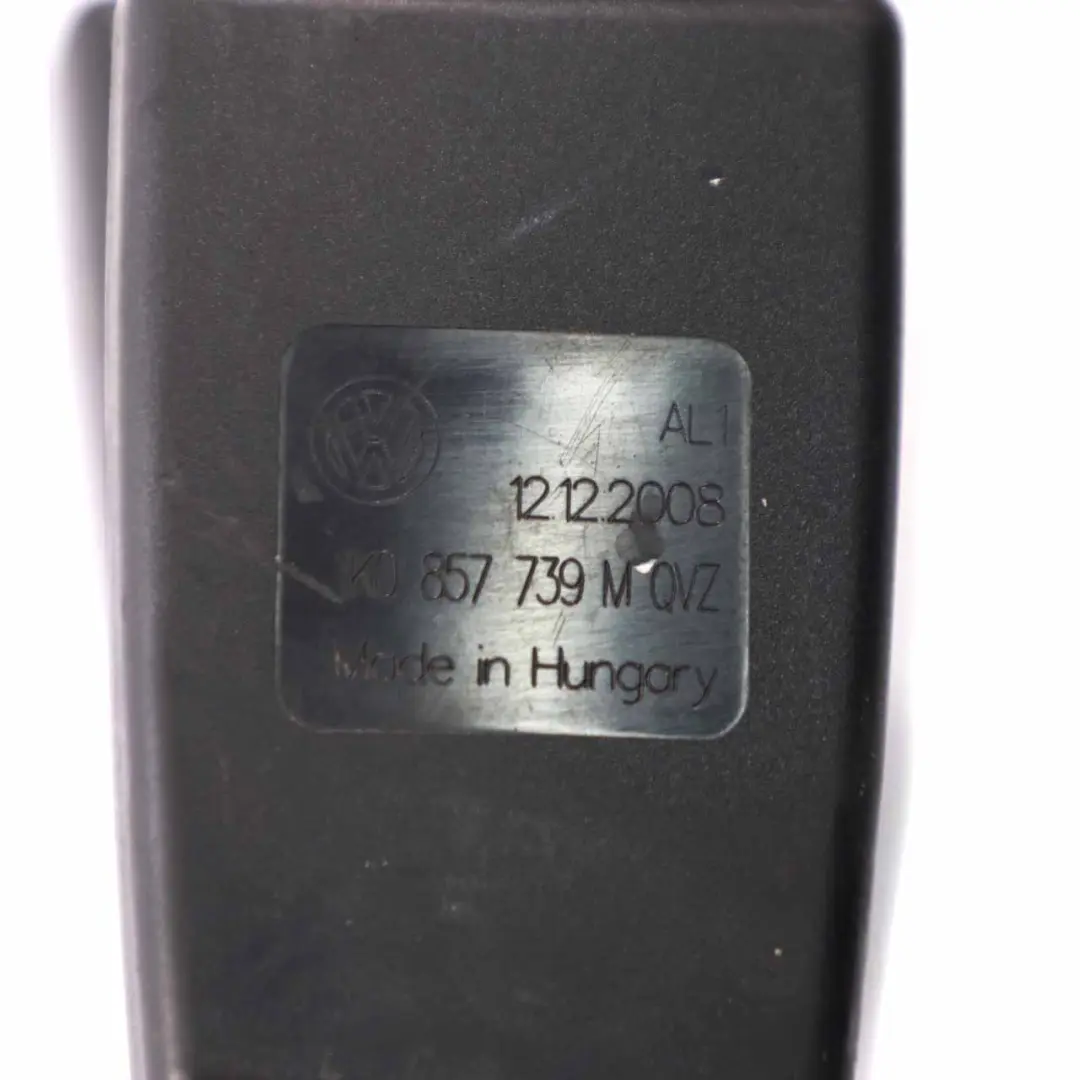 VW Golf 6 Loquet de la ceinture partie centrale arrière du siège QVZ - SKU 1K0857739M - Numéro de pièce 1K0857739M