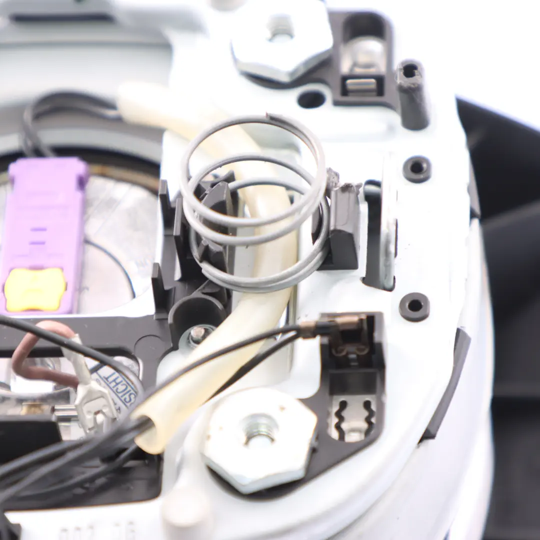 Modulo aria volante lato guida nero per VW Volkswagen Golf 5 con numero di parte 1K0880201AG VW Volkswagen Golf 5 Modulo aria volante lato guida nero - SKU 1K0880201AG - Numero di parte 1K0880201AG