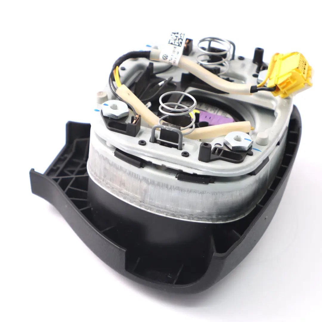 Steering Wheel Air Module Driver Side Black to VW Volkswagen Golf 5 with Part number 1K0880201BB VW Volkswagen Golf 5 Steering Wheel Air Module Driver Side Black - SKU 1K0880201BB - Part number 1K0880201BB