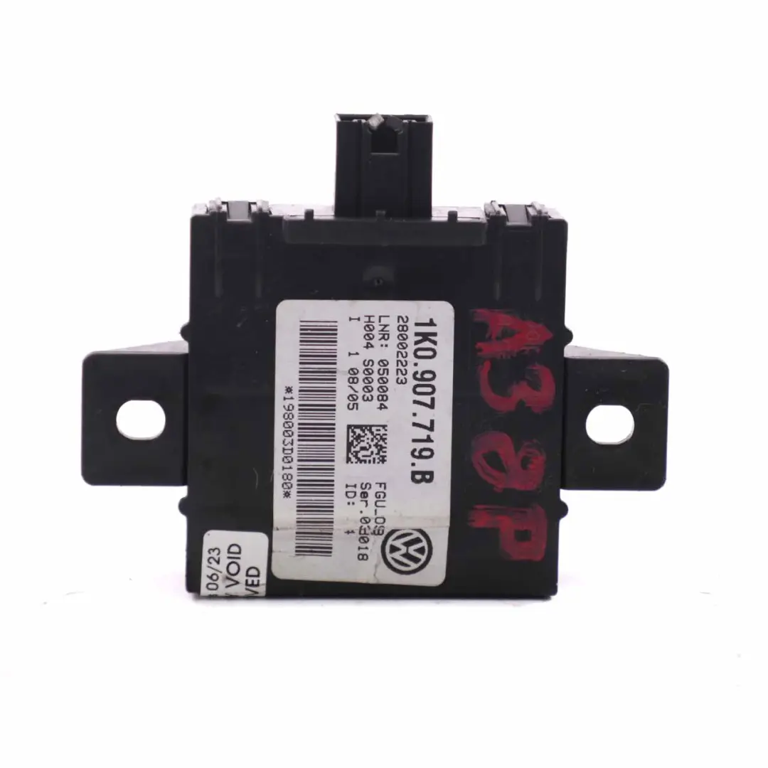 Système d'alarme antivol Module de contrôle ECU pour Audi A3 8P à propos du numéro de pièce 1K0907719B Audi A3 8P Système d'alarme antivol Module de contrôle ECU - SKU 1K0907719B - Numéro de pièce 1K0907719B