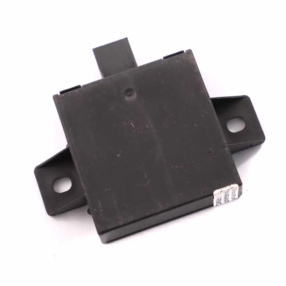 Anti Theft Alarm System Control Module Unit ECU to Audi A3 8P with Part number 1K0907719B Audi A3 8P Anti Theft Alarm System Control Module Unit ECU - SKU 1K0907719B - Part number 1K0907719B